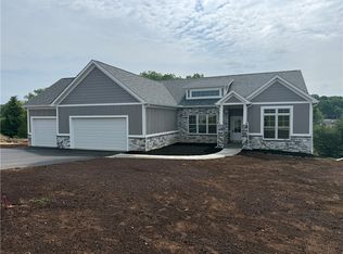 136 Huckleberry Rd, Indiana, PA 15701