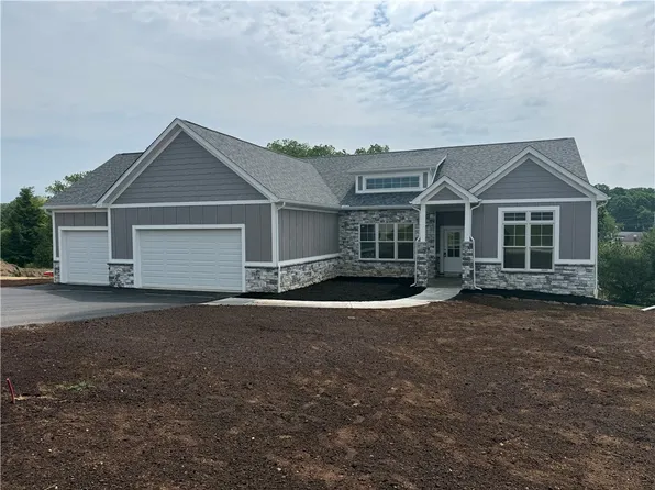136 Huckleberry Rd, Indiana, PA 15701