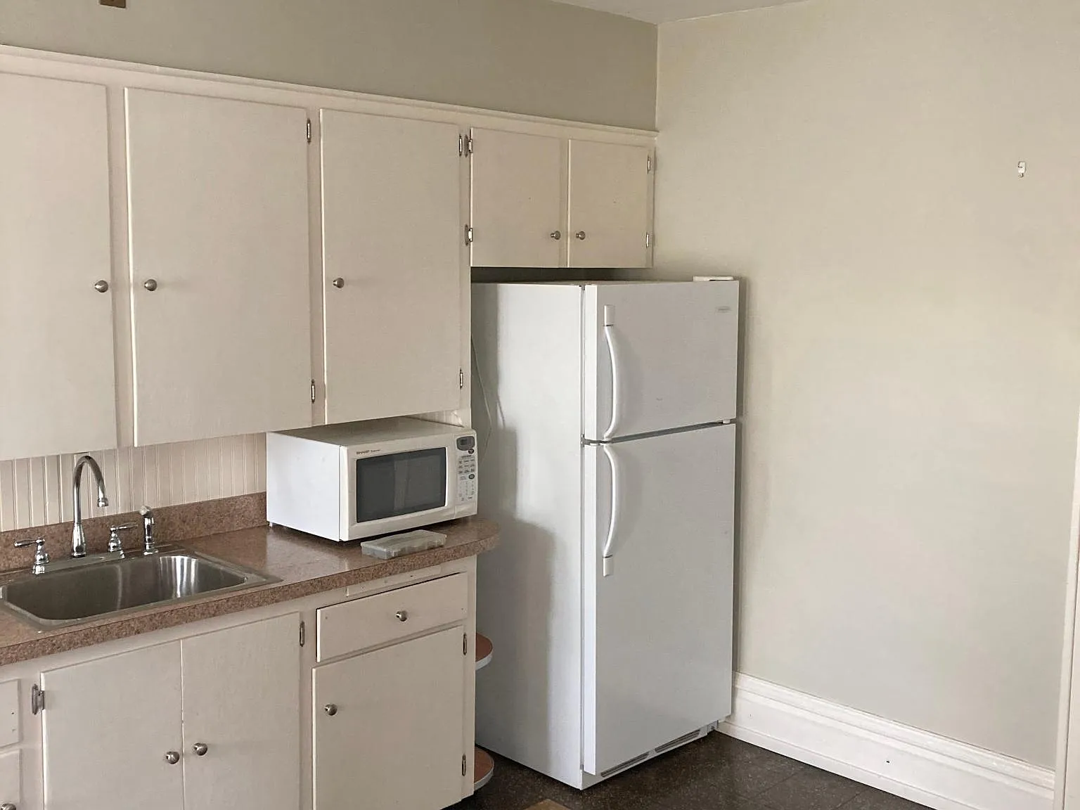 1 bed, 900 sqft, $1,195 — Photo 4