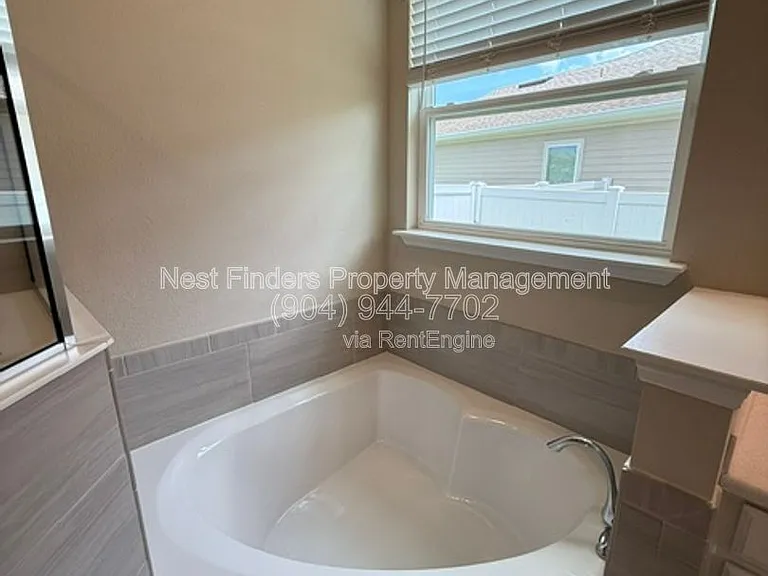 104 Silver Reef Ln — Photo 26