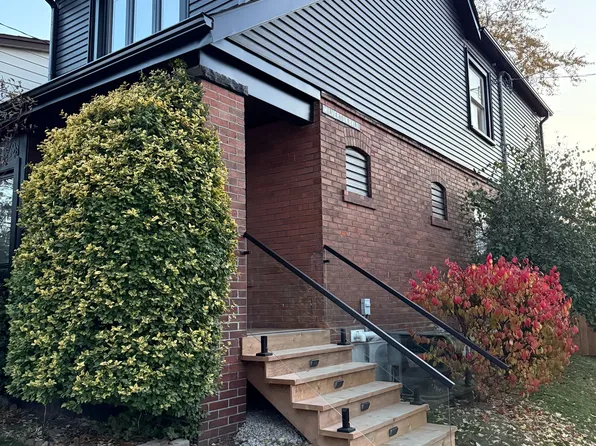 98 Woodmount Ave, Toronto, ON M4C 3Y2