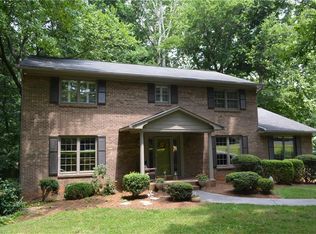 3745 Squirewood Dr, Clemmons, NC 27012