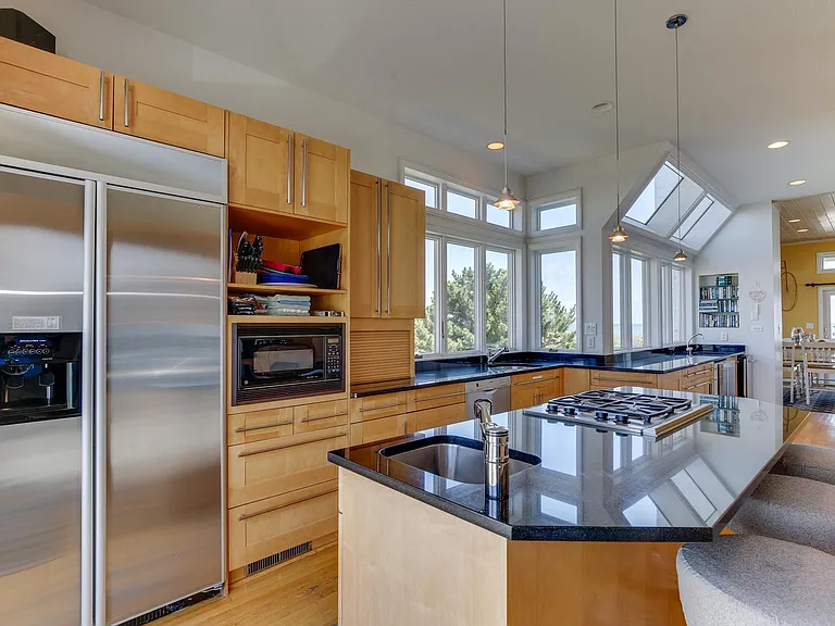 502 S Atlantic Ave — Photo 8