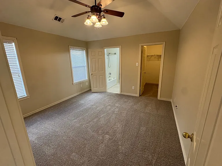 8831 Holliday Ln — Photo 6