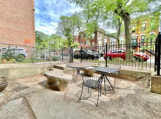 1412 W Flournoy St #1, Chicago, IL 60607