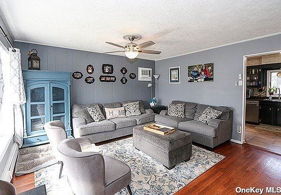 2nd image of 44 Audrey Ave