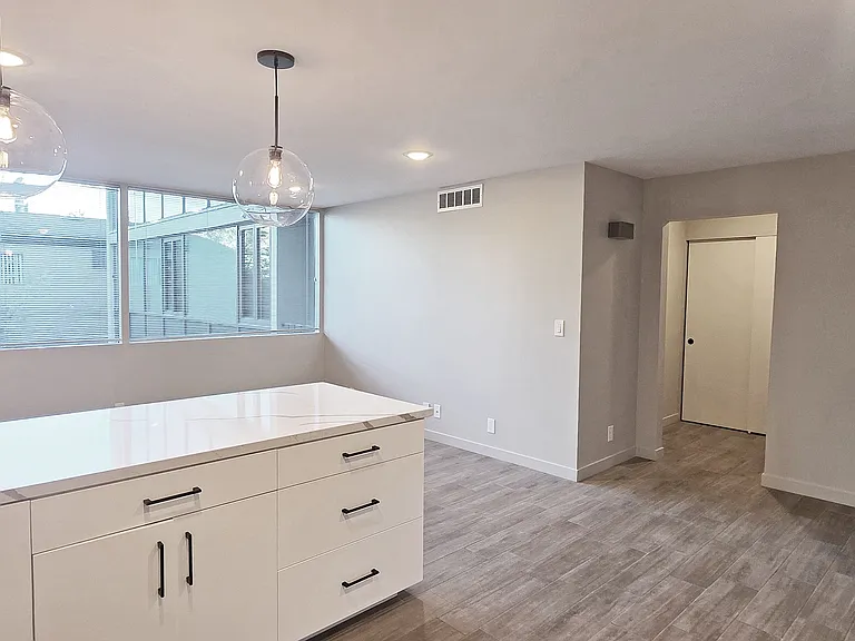 2716 N St #105 — Photo 10