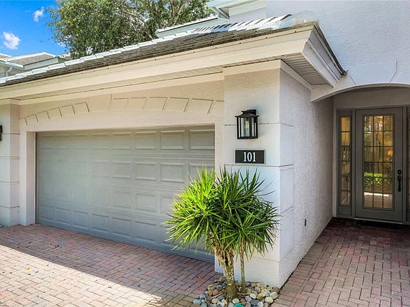 3rd image of 9271 Indigo Isle CT #101