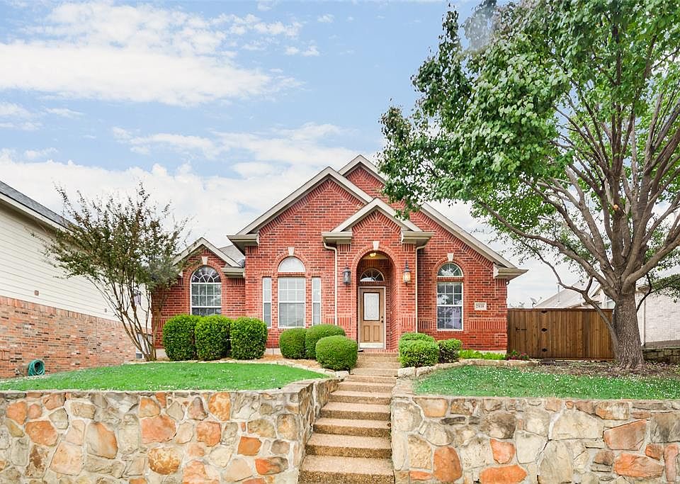 1st image of 2818 Wild Oak Ln