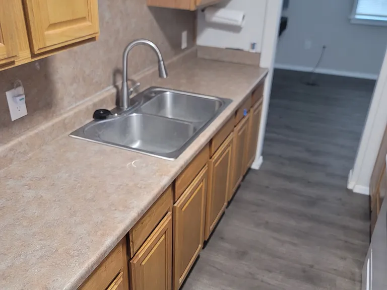 1330 American Legion Blvd — Photo 6