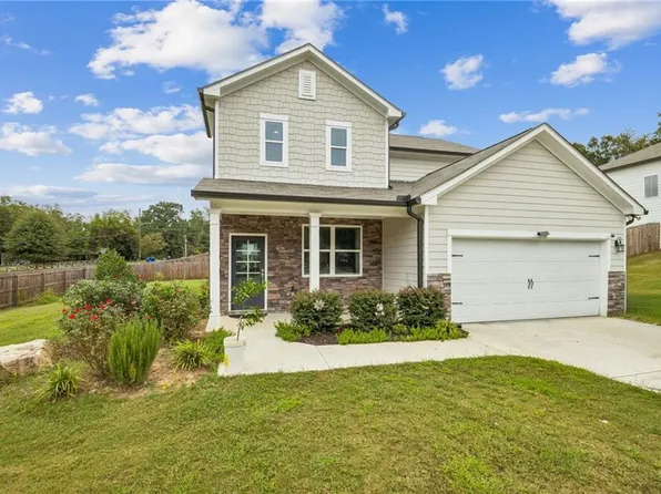 865 Lakeshore Dr, Winder, GA 30680