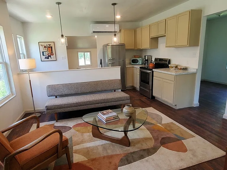 1001 S Oak St #1 — Photo 8