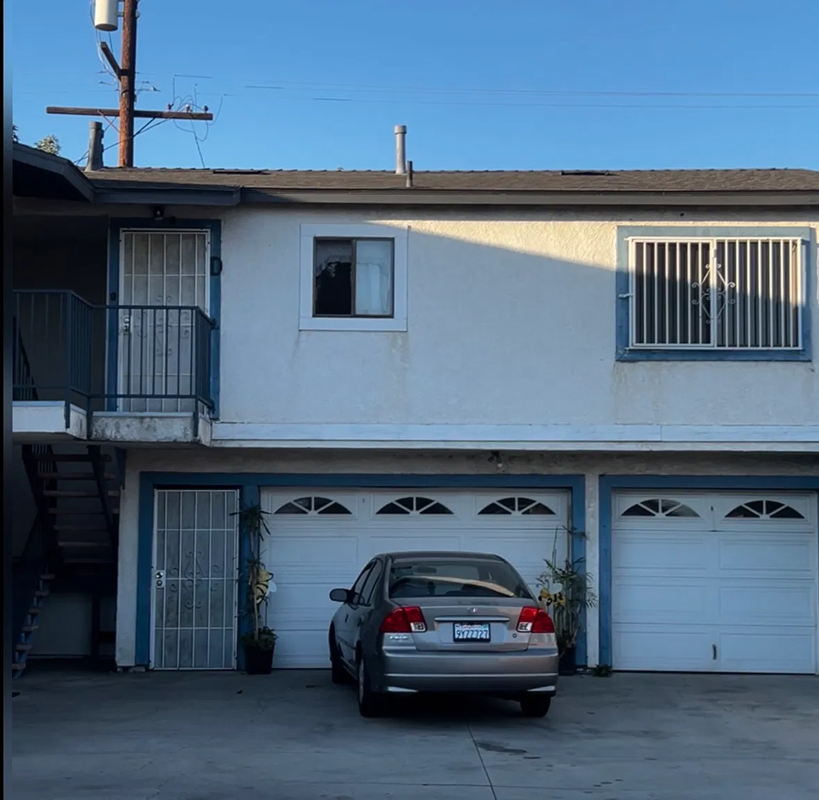 2 bed, 800 sqft, $2,200 — Photo 2
