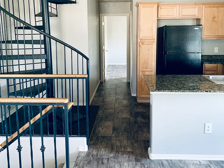 4328 E Jasper Dr — Photo 3