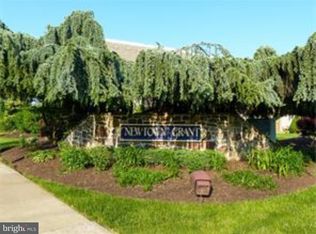 18 Tulip Dr, Newtown, PA 18940