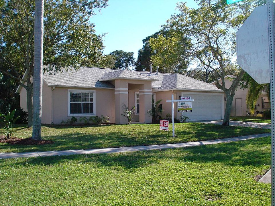 1st image of 1795 Blue Heron Dr