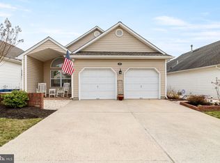 49 Lookout Dr, Manahawkin, NJ 08050