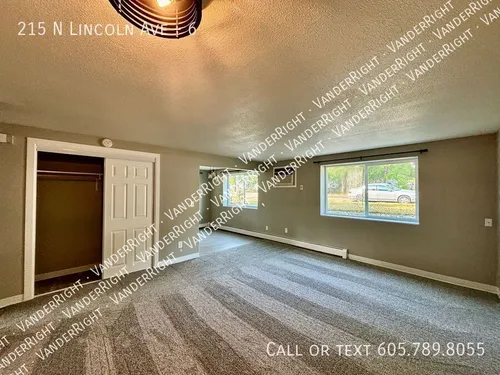 215 N Lincoln St #6 Photo 1