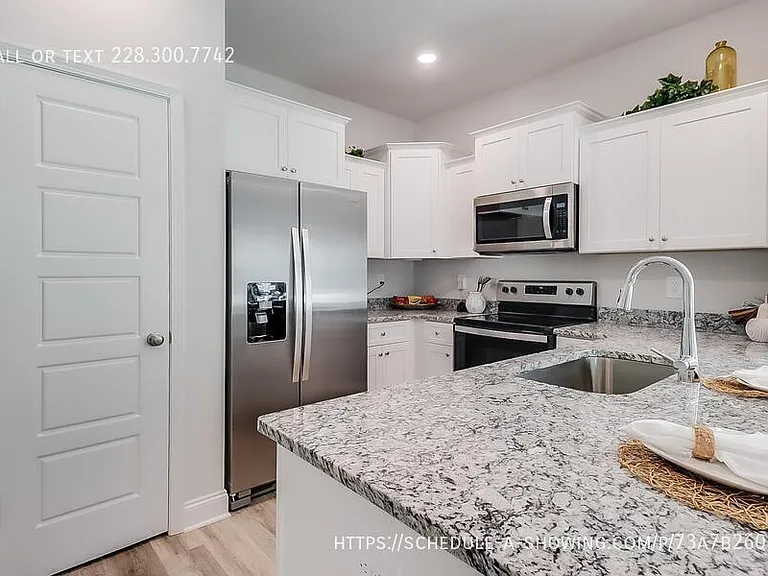 12281 Sinclair Dr — Photo 9
