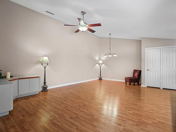 5th image of 1535 SW Waterfall Blvd