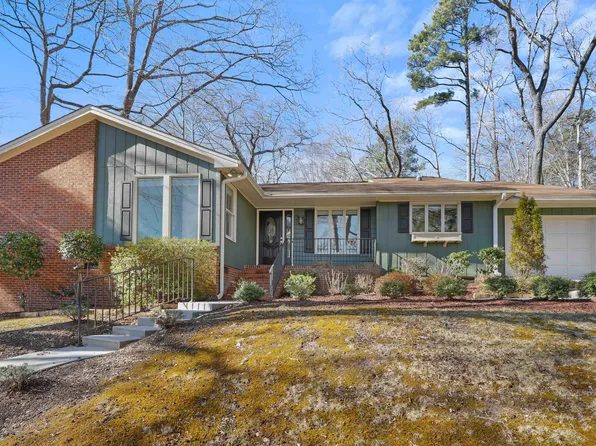 3504 Fairhill Dr, Raleigh, NC 27612