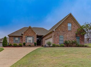 135 Marion Dr, Clinton, MS 39056