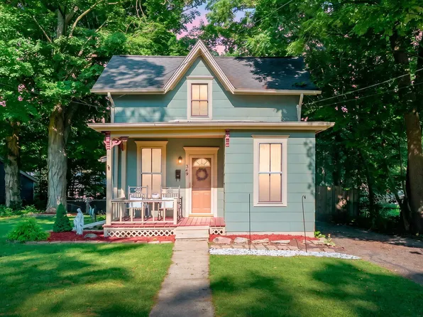 349 N Marshall Ave, Marshall, MI 49068