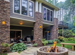 5412 Oak Crest Ln, Lenoir, NC 28645