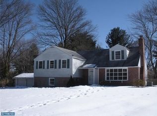 136 Sullivan Rd, Wayne, PA 19087