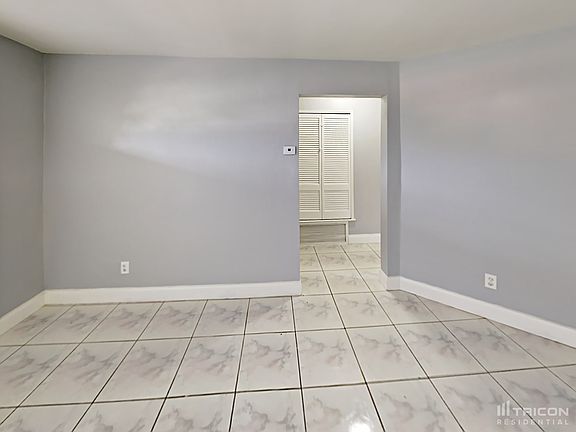 3rd image of 4754 NW 42nd St
