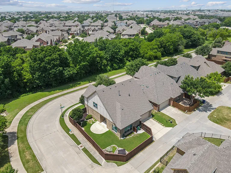 4213 Pecan Bend Ln — Photo 28