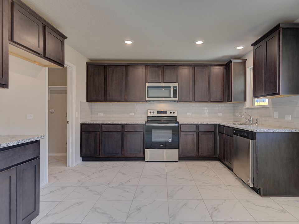 1st image of 2216 Darst Dr