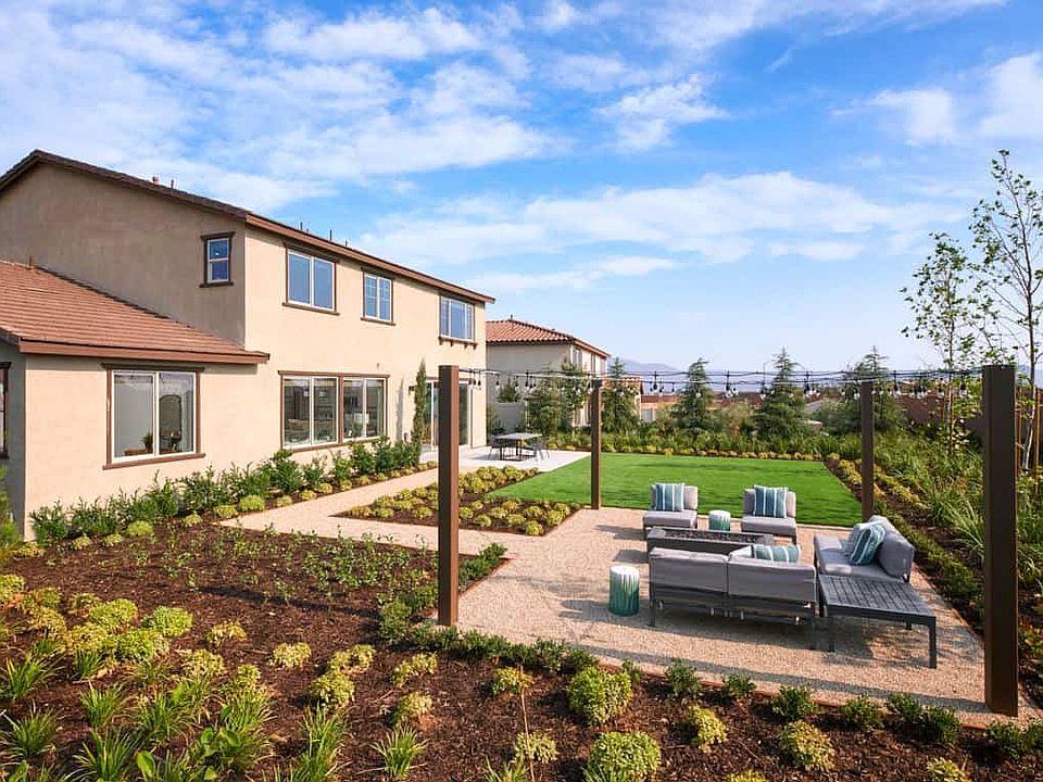 Horizon Plan 2 - Rear Yard