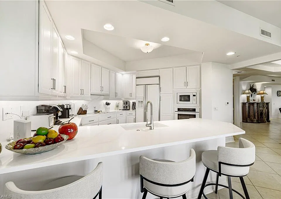 295 Grande Way #505