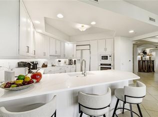 295 Grande Way APT 505, Naples, FL 34110