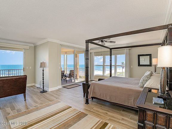 3rd image of 624 Monroe Ave Penthouse 501
