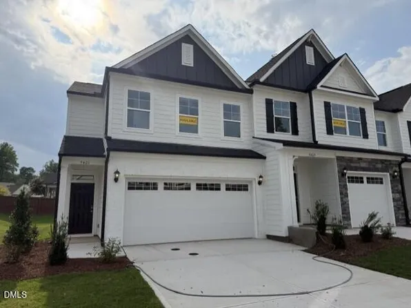 5401 Running Fox Ln, Durham, NC 27703
