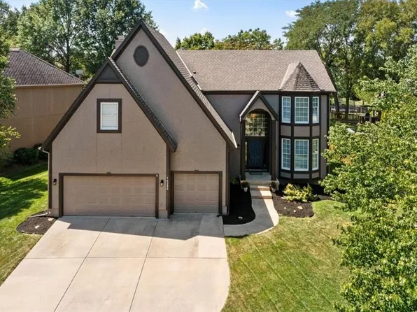 14200 Westgate St, Overland Park, KS 66221