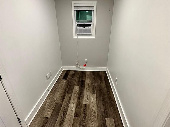 3rd image of 1750 Kristi Dr #3