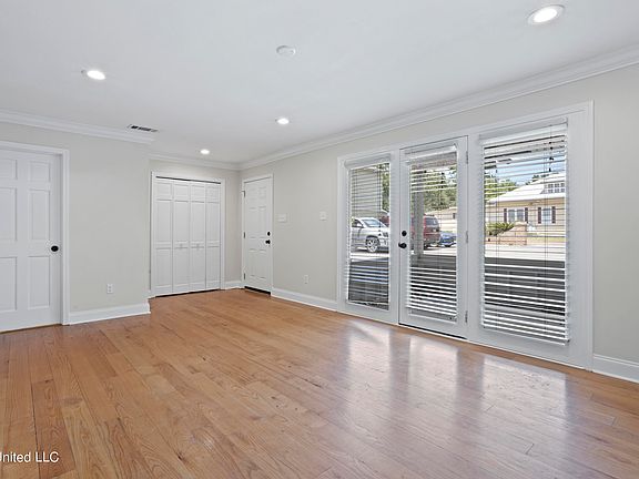 5th image of 808 Desoto St Unit 1