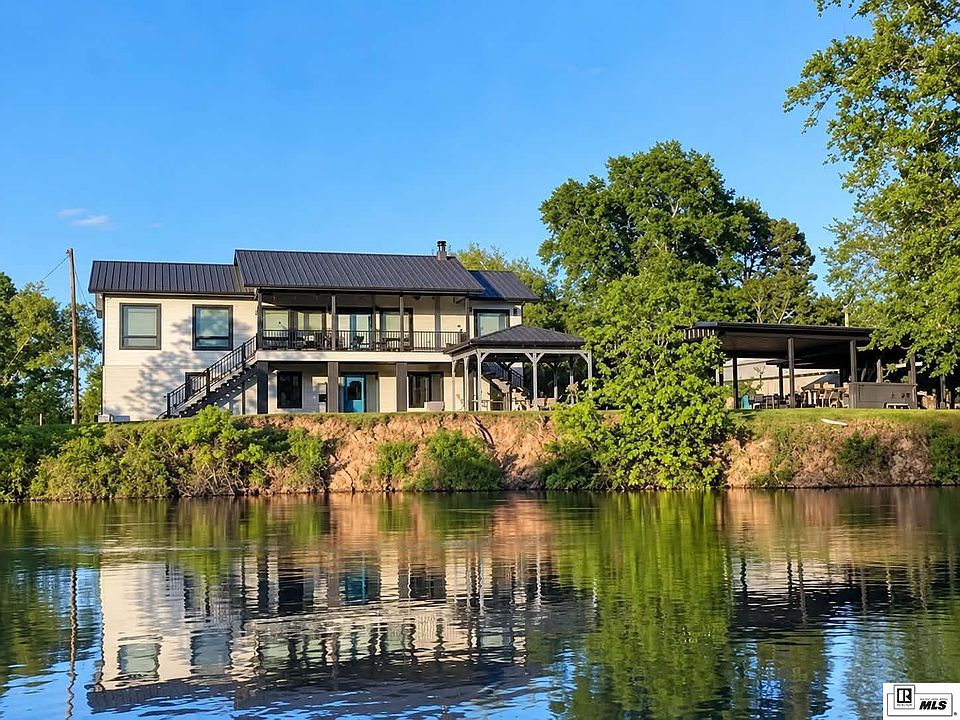 1st image of 2122 Bayou Darbonne Dr