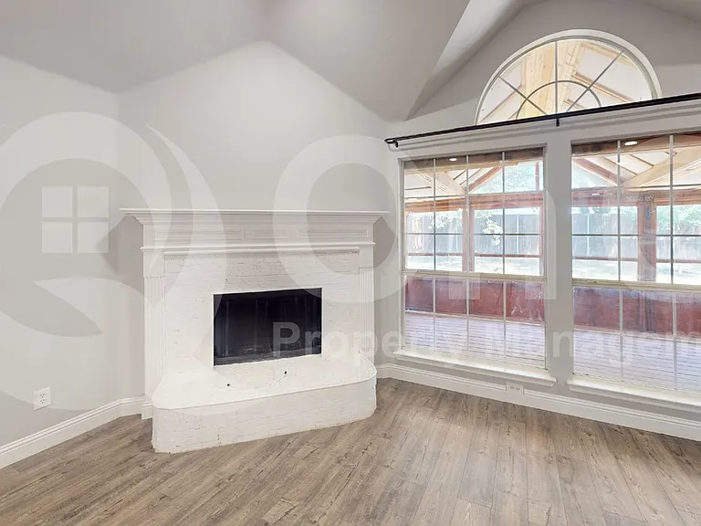 3312 Woodberry Ln — Photo 6