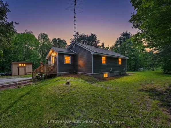1014 Scotts Dam Rd, Minden Hills, ON K0M 2K0