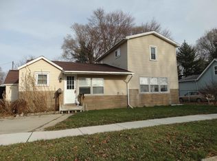 133 E Gamble St, Caro, MI 48723