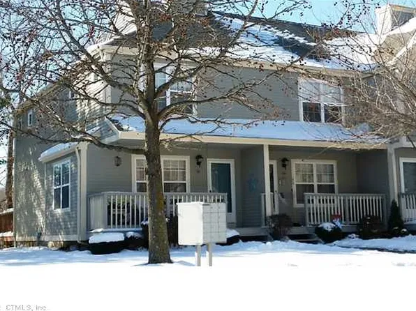 90 Manorwood Dr, Branford, CT 06405