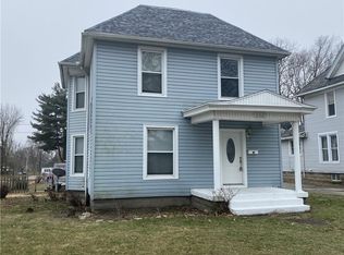 232 E Madison, Paris, IL 61944