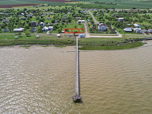 4th image of 527 Copano Bay Dr