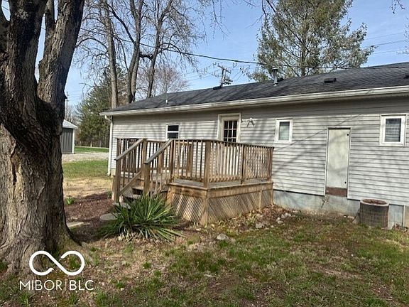 3rd image of 4371 W State Road 340