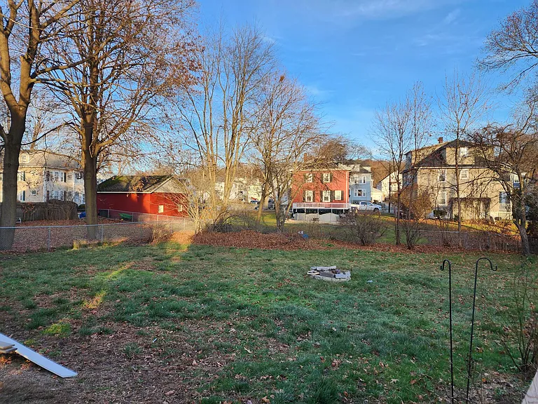 31 Elm St #1 — Photo 35