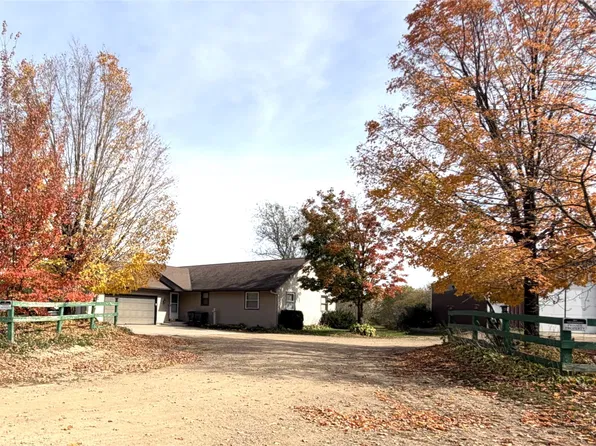 8063 North Rd., Eau Claire, WI 54701
